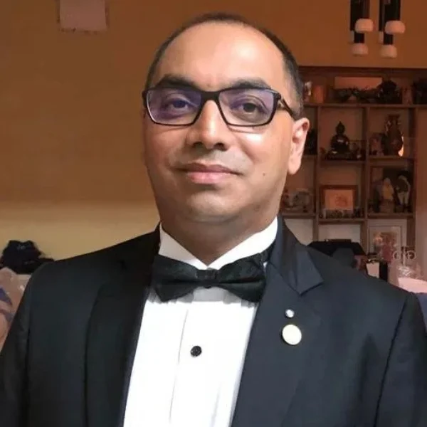 Hemant RAMDEWOR
