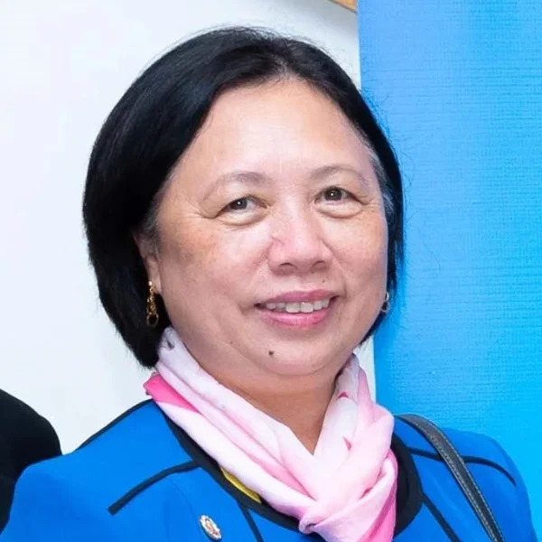 Ya Ling Leung Yin Ko